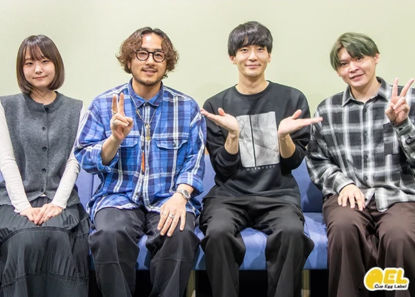 キャストインタビュー写真4 川口 桜さん、坂田将吾さん、鈴木崚汰さん、石川賢利さん
